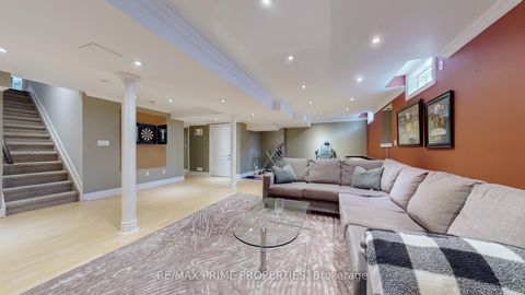 Photo 33 at 17 Raintree Crescent, Oak Ridges, Richmond Hill