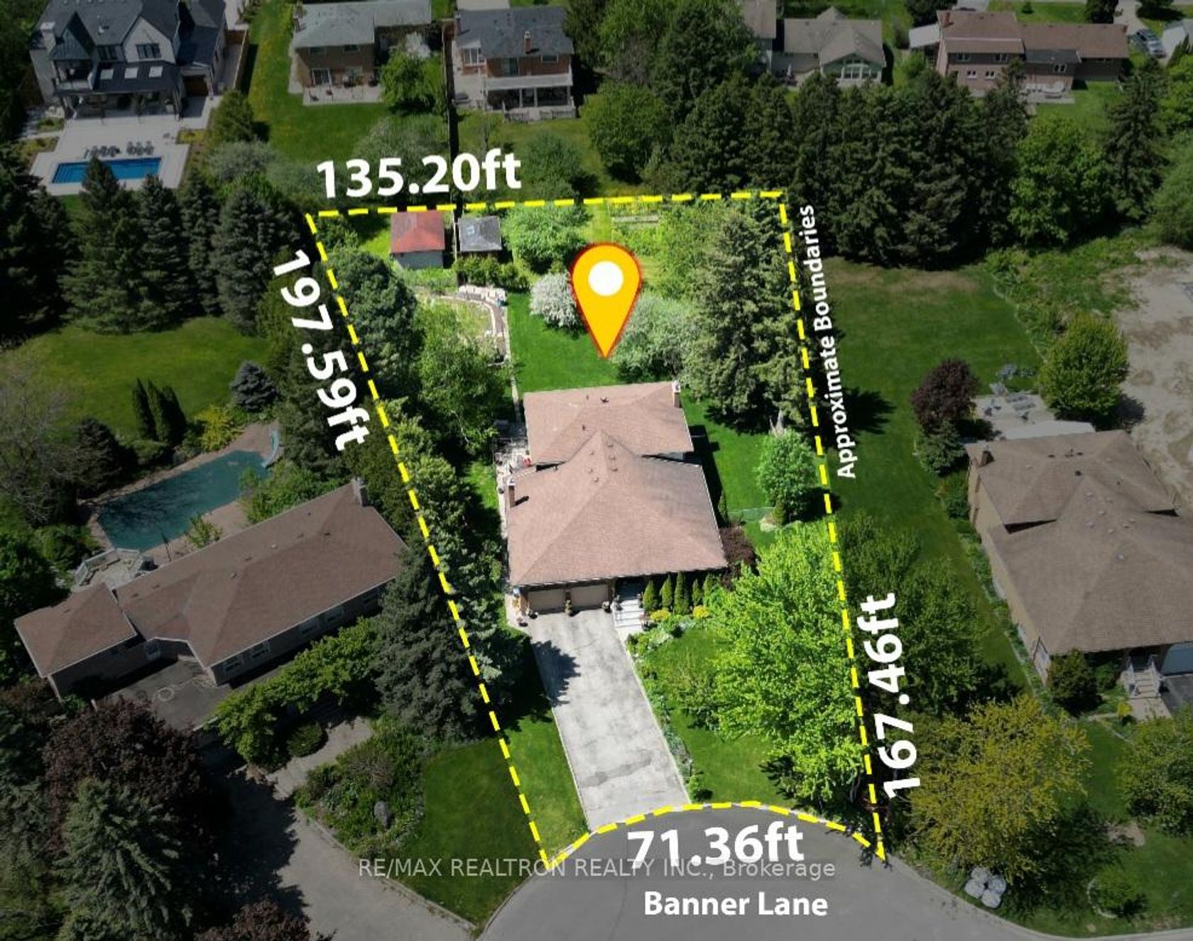 42 Banner Lane, King City, King by Loree Meneguzzi Real Estate 42 Banner Lane, King City, King