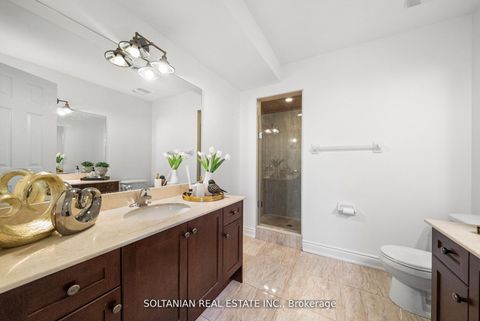 Photo 20 at 25 Slingsby Lane, Willowdale East, Toronto