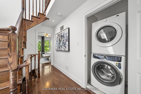 Photo 22 at 25 Slingsby Lane, Willowdale East, Toronto