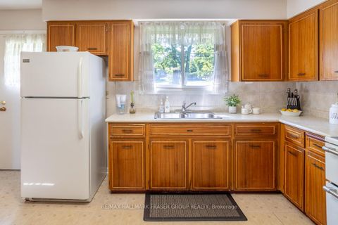 Photo 19 at 15 Stanland Drive, Scarborough Village, Toronto