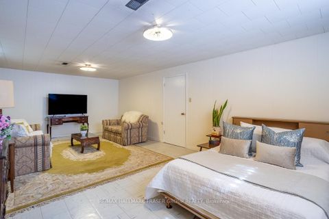 Photo 35 at 15 Stanland Drive, Scarborough Village, Toronto