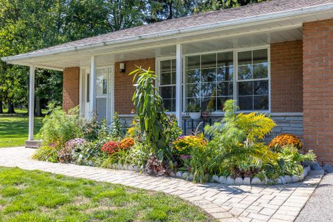 Photo 43 at 15 Stanland Drive, Scarborough Village, Toronto