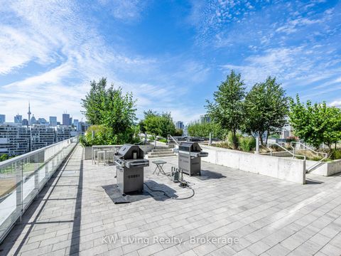 Photo 8 at 621 - 30 Baseball Place, South Riverdale, Toronto