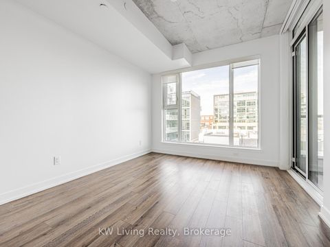 Photo 10 at 621 - 30 Baseball Place, South Riverdale, Toronto