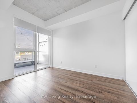 Photo 11 at 621 - 30 Baseball Place, South Riverdale, Toronto