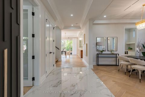 Photo 2 at 14 Crescent Road, CO Central, Oakville