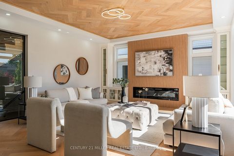 Photo 9 at 14 Crescent Road, CO Central, Oakville