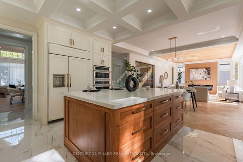 Photo 14 at 14 Crescent Road, CO Central, Oakville