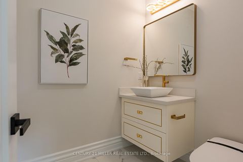 Photo 18 at 14 Crescent Road, CO Central, Oakville