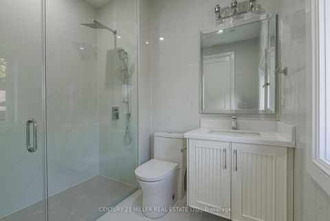 Photo 34 at 14 Crescent Road, CO Central, Oakville