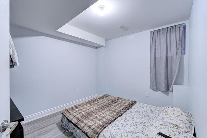 Photo 37 at 65 Pergola Way, Bram West, Brampton