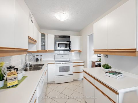 Photo 18 at 2009 - 250 Scarlett Road, Smythe, Toronto