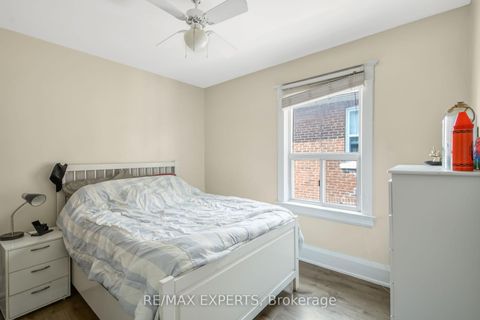 Photo 17 at 28 Mahoney Avenue, Mount Dennis, Toronto