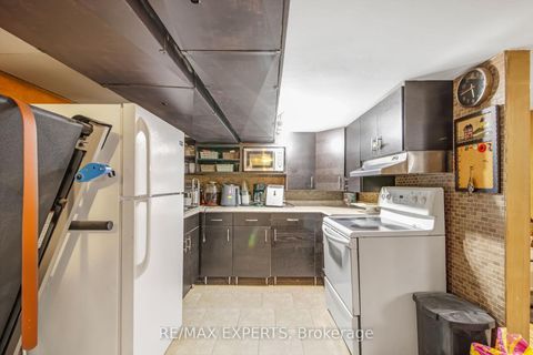 Photo 27 at 28 Mahoney Avenue, Mount Dennis, Toronto