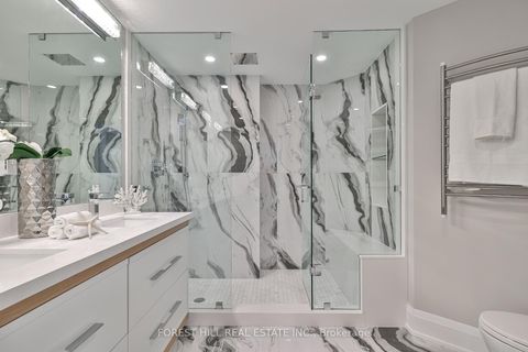 Photo 24 at 301 - 342 Spadina Road, Forest Hill South, Toronto