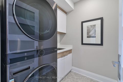 Photo 30 at 301 - 342 Spadina Road, Forest Hill South, Toronto