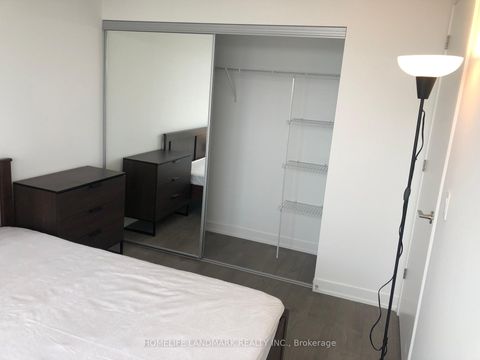 Photo 6 at 4007 - 501 Yonge Street E, Yonge Corridor, Toronto Photo 6 at 4007 - 501 Yonge Street E, Yonge Corridor, Toronto