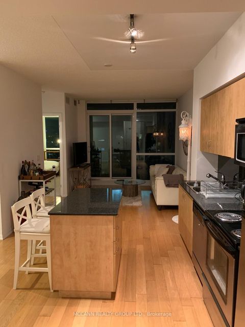 Photo 7 at 3301 - 215 Fort York Boulevard, Niagara, Toronto