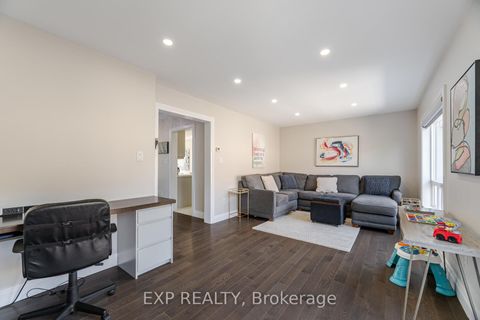 Photo 25 at 10 Seton Park Road, Flemingdon Park, Toronto