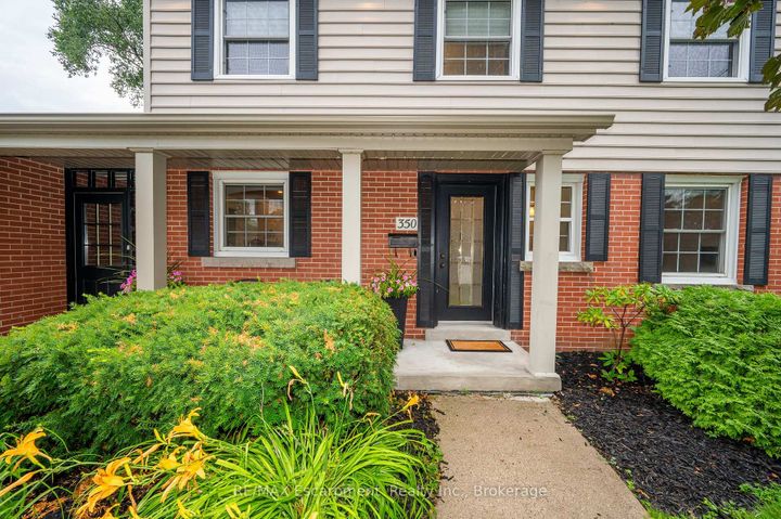 Photo 3 at 350 East Side Crescent, Brant, Burlington