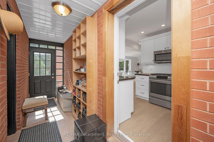 Photo 15 at 350 East Side Crescent, Brant, Burlington