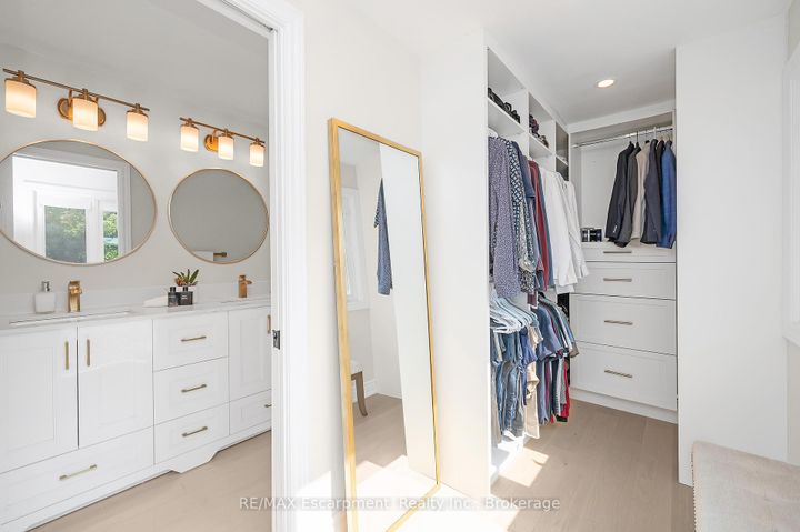 Photo 18 at 350 East Side Crescent, Brant, Burlington
