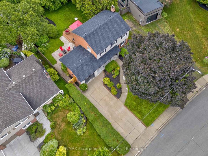 Photo 42 at 350 East Side Crescent, Brant, Burlington