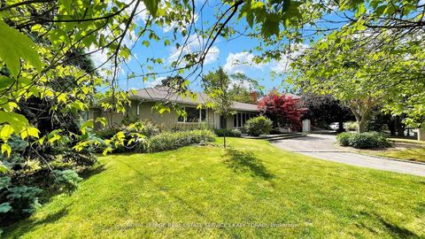 Photo 1 at 39 Harrison Road, Windfields, Toronto