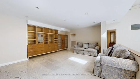 Photo 9 at 39 Harrison Road, Windfields, Toronto