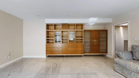 Photo 11 at 39 Harrison Road, Windfields, Toronto