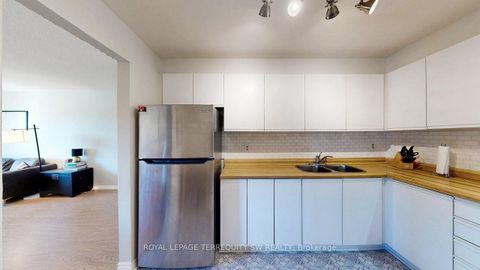 Photo 11 at 210 - 3835 Lake Shore Boulevard W, Long Branch, Toronto