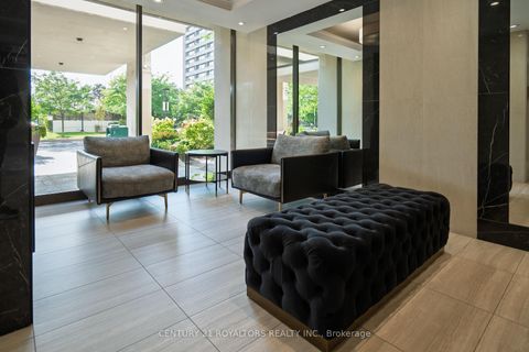 Photo 3 at 906 - 725 Don Mill Road, Flemingdon Park, Toronto