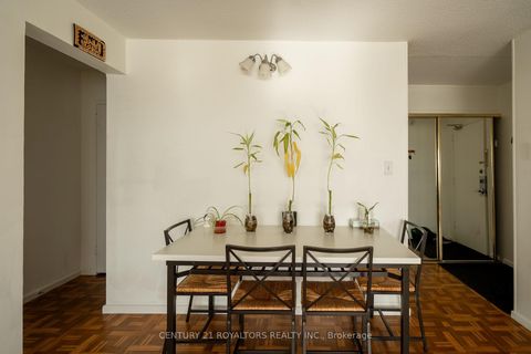 Photo 12 at 906 - 725 Don Mill Road, Flemingdon Park, Toronto