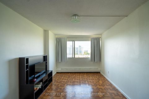 Photo 13 at 906 - 725 Don Mill Road, Flemingdon Park, Toronto