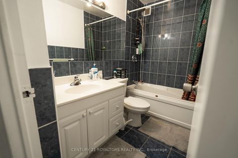 Photo 16 at 906 - 725 Don Mill Road, Flemingdon Park, Toronto