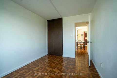 Photo 18 at 906 - 725 Don Mill Road, Flemingdon Park, Toronto