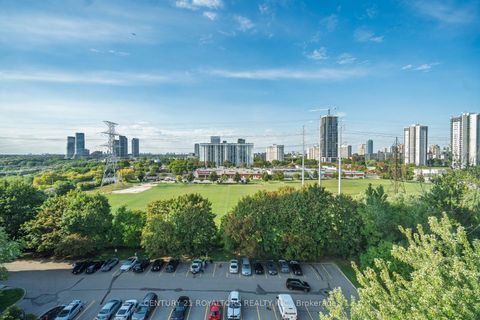 Photo 21 at 906 - 725 Don Mill Road, Flemingdon Park, Toronto