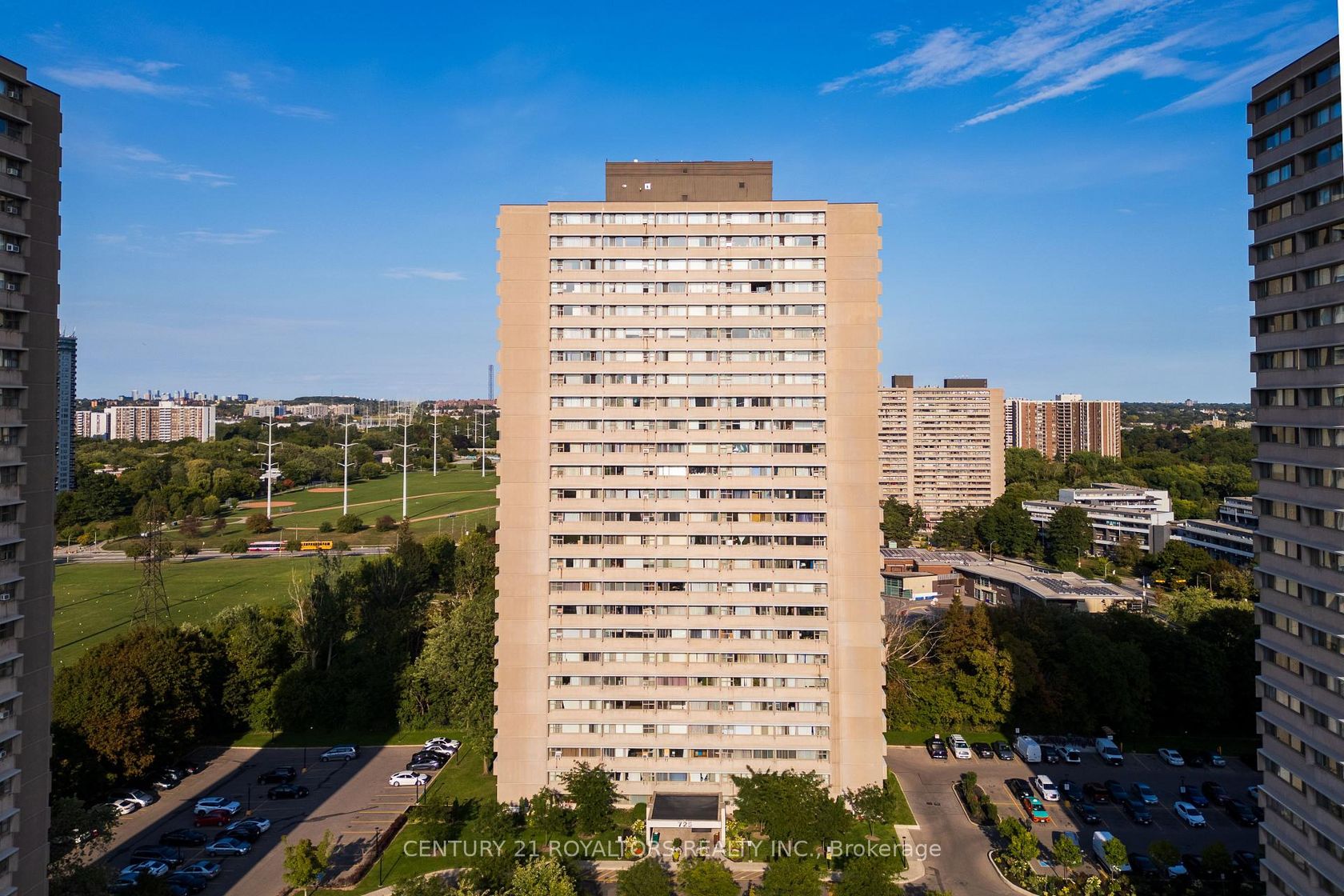 906 - 725 Don Mill Road, Flemingdon Park, Toronto by Loree Meneguzzi Real Estate 906 - 725 Don Mill Road, Flemingdon Park, Toronto