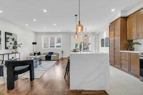 Photo 9 at 188 Beaveridge Avenue, GO Glenorchy, Oakville