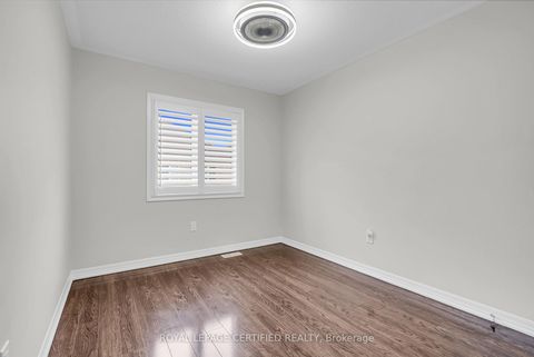 Photo 33 at 188 Beaveridge Avenue, GO Glenorchy, Oakville