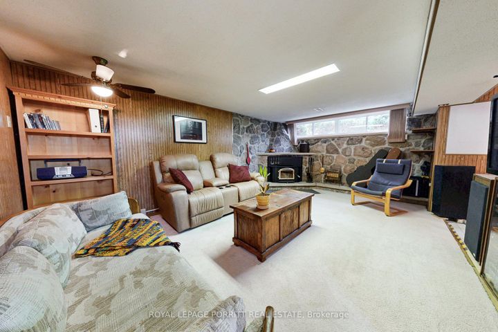 Photo 24 at 26 Richland Crescent, West Deane, Toronto