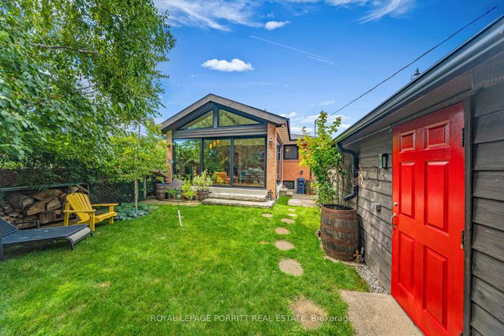 Photo 40 at 26 Richland Crescent, West Deane, Toronto