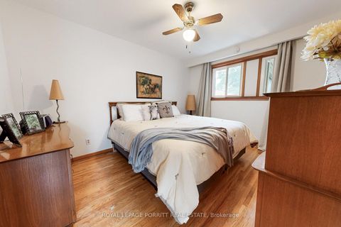 Photo 17 at 26 Richland Crescent, West Deane, Toronto