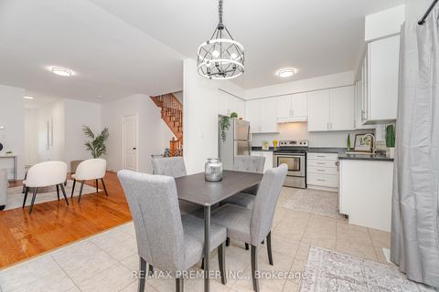 Photo 7 at 38 Ozner Crescent, Vellore Village, Vaughan