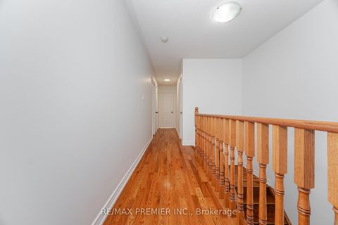Photo 13 at 38 Ozner Crescent, Vellore Village, Vaughan