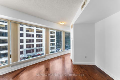 Photo 18 at 502 - 33 University Avenue, Bay Street Corridor, Toronto
