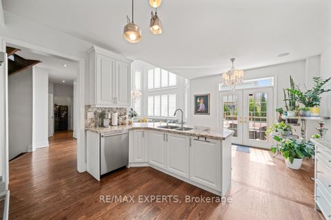 Photo 9 at 7 Josephine Road, Vellore Village, Vaughan