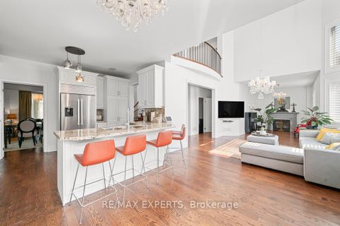Photo 12 at 7 Josephine Road, Vellore Village, Vaughan