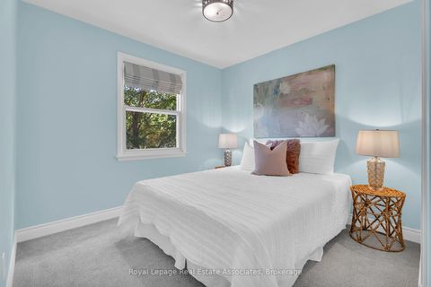 Photo 22 at 1274 Richards Crescent, CP College Park, Oakville